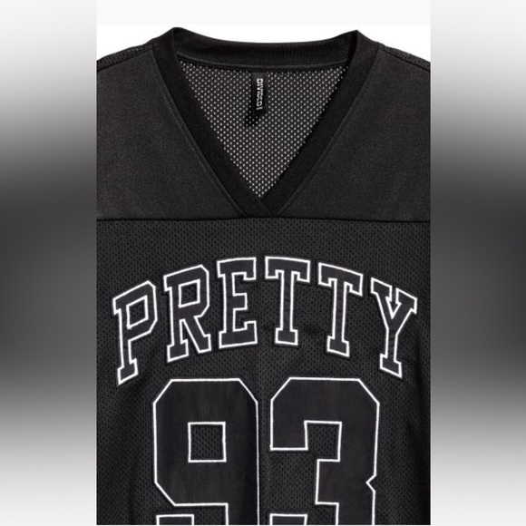 NWT H&M Mesh  T-shirt Women Size M US - Picture 3 of 3